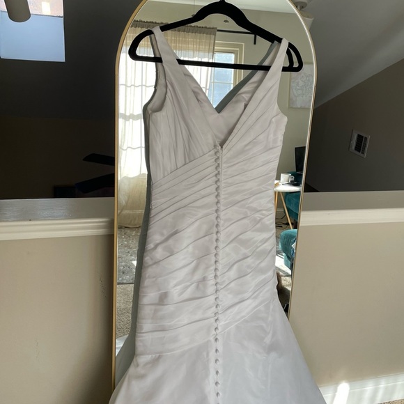 Mori Lee Tafetta Gathered Waist Fit and Flare Wedding Gown size 8- Fits … - Picture 5 of 11